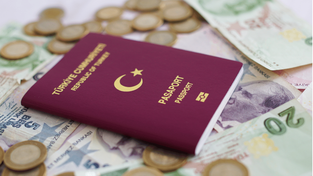 KKTC Ev Alana Oturma İzni ve Vatandaşlık Veriliyor mu?